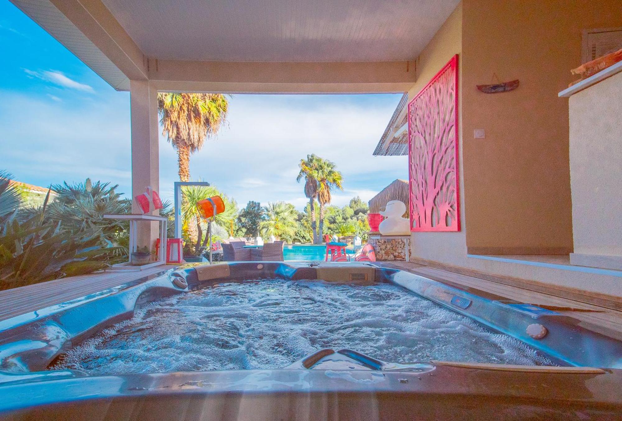Escapades Lointaines Bed and Breakfast Perpignan Exteriör bild