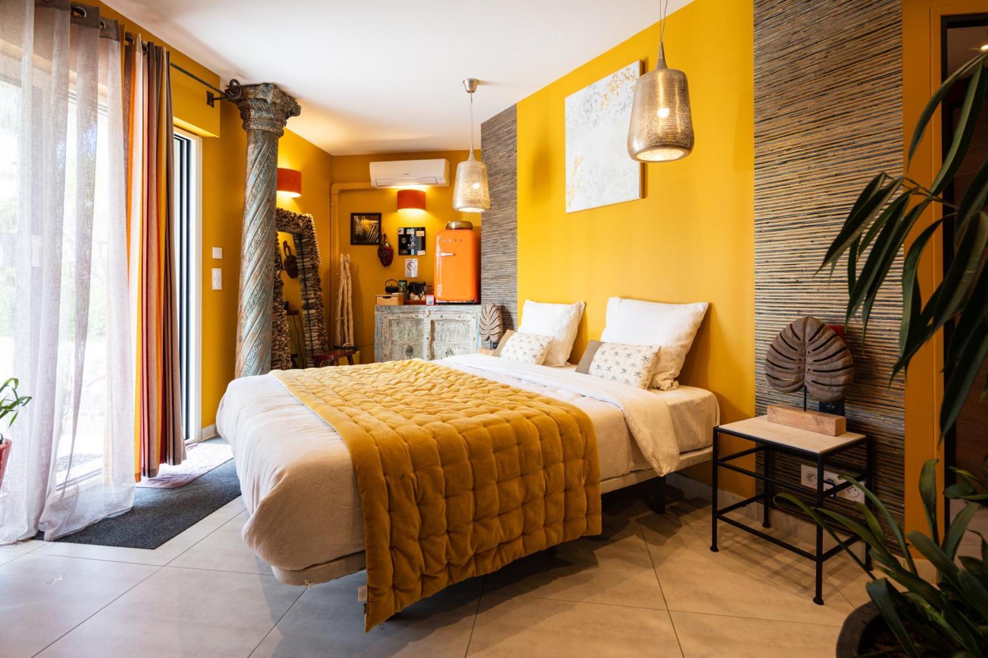 Escapades Lointaines Bed and Breakfast Perpignan Exteriör bild