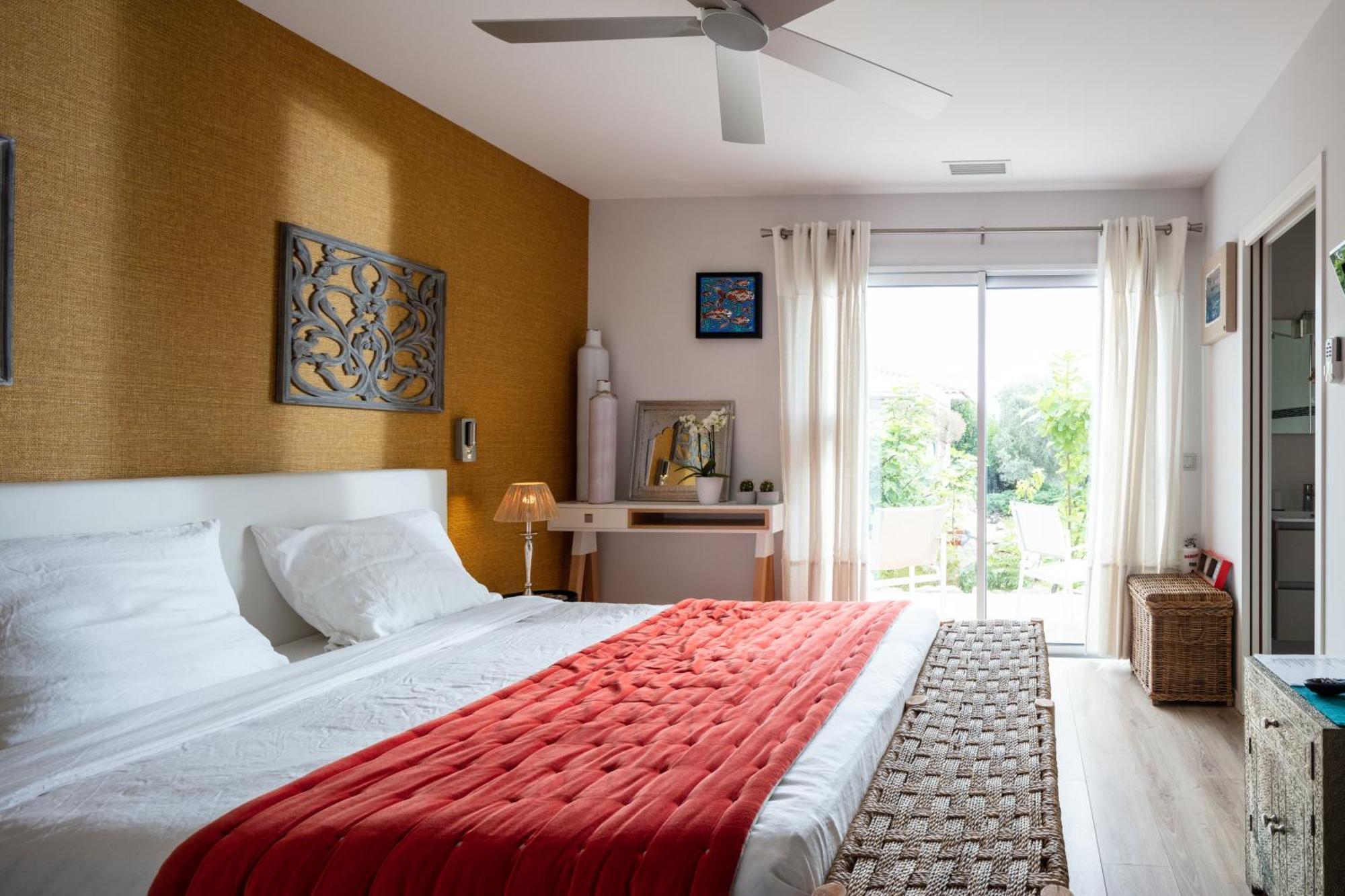 Escapades Lointaines Bed and Breakfast Perpignan Exteriör bild