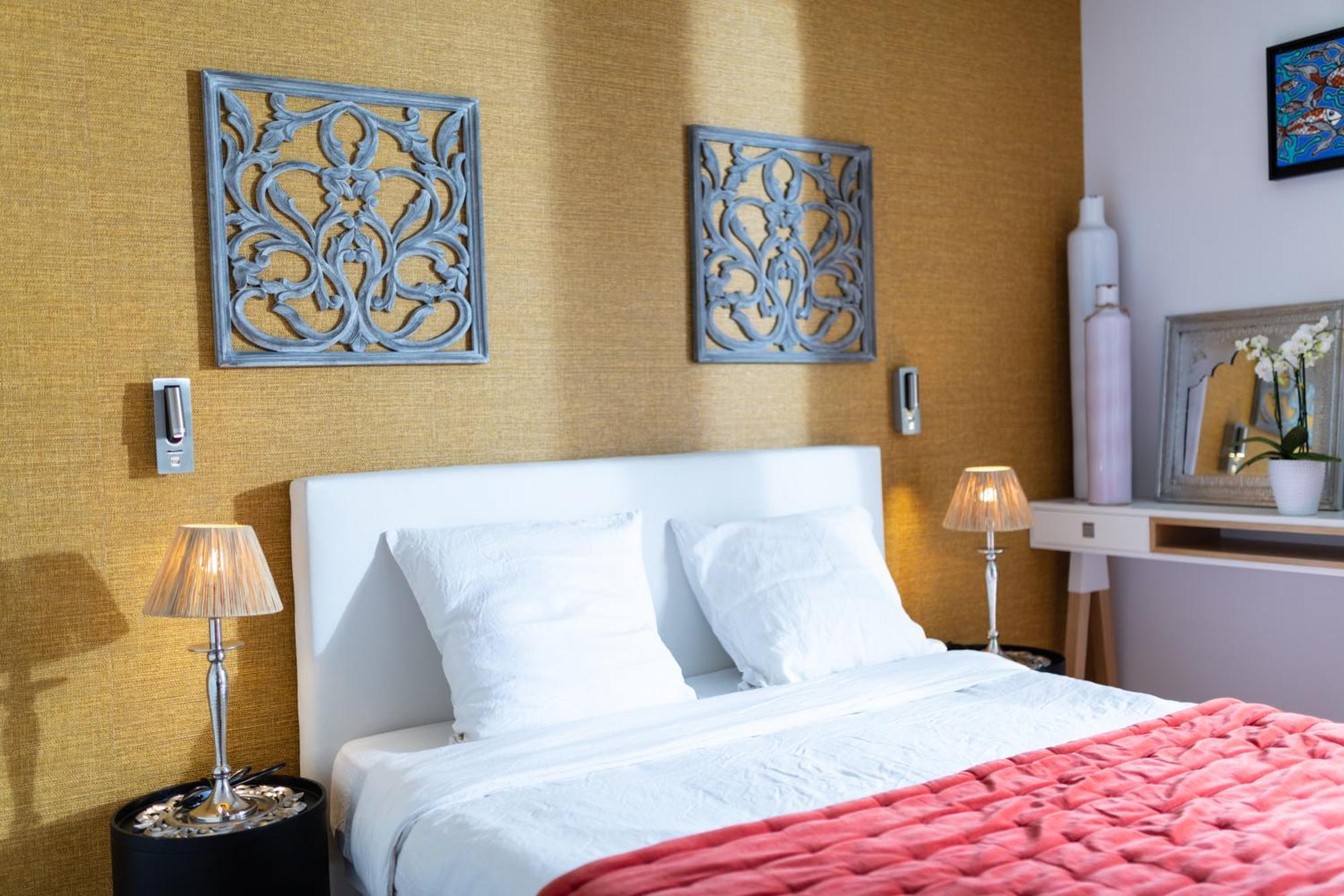 Escapades Lointaines Bed and Breakfast Perpignan Exteriör bild