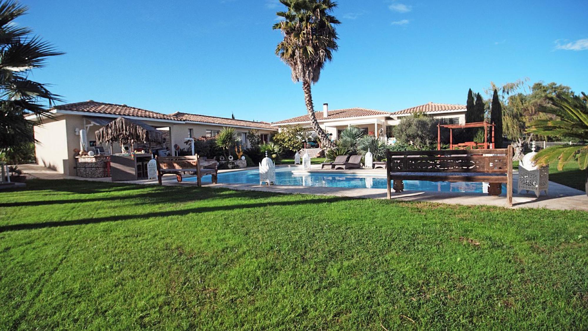 Escapades Lointaines Bed and Breakfast Perpignan Exteriör bild